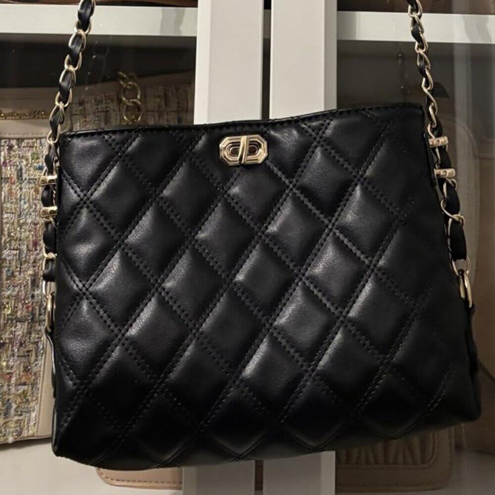 Small Black Crossbody Bag for Women – Lightweight Faux Leather Fashion Purse
